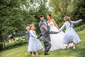 photographe de mariage dans les Deux Sèvres, la Vendée, et le Maine et Loire.Photographe à Bressuire, Parthenay, Niort, Les Herbiers, Cholet, et Saumur.