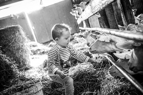 photographe portrait lifestyle family à Bressuire, Parthenay, Niort, Les Herbiers, Cholet . déplacements en Deux Sèvres, Vendée, Maine et Loire, et sur toute la france.