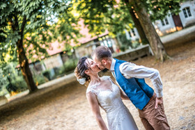 photographe de mariage dans les Deux Sèvres, la Vendée, et le Maine et Loire.Photographe à Bressuire, Parthenay, Niort, Les Herbiers, Cholet, et Saumur.