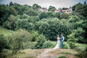 photographe de mariage dans les Deux Sèvres, la Vendée, et le Maine et Loire.Photographe à Bressuire, Parthenay, Niort, Les Herbiers, Cholet, et Saumur.