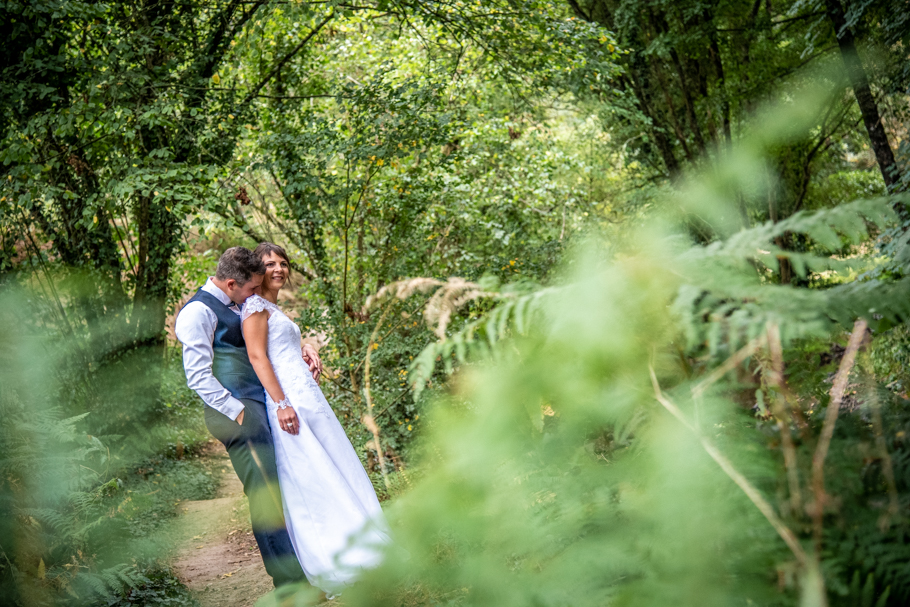 photographe de mariage dans les Deux Sèvres, la Vendée, et le Maine et Loire.Photographe à Bressuire, Parthenay, Niort, Les Herbiers, Cholet, et Saumur.